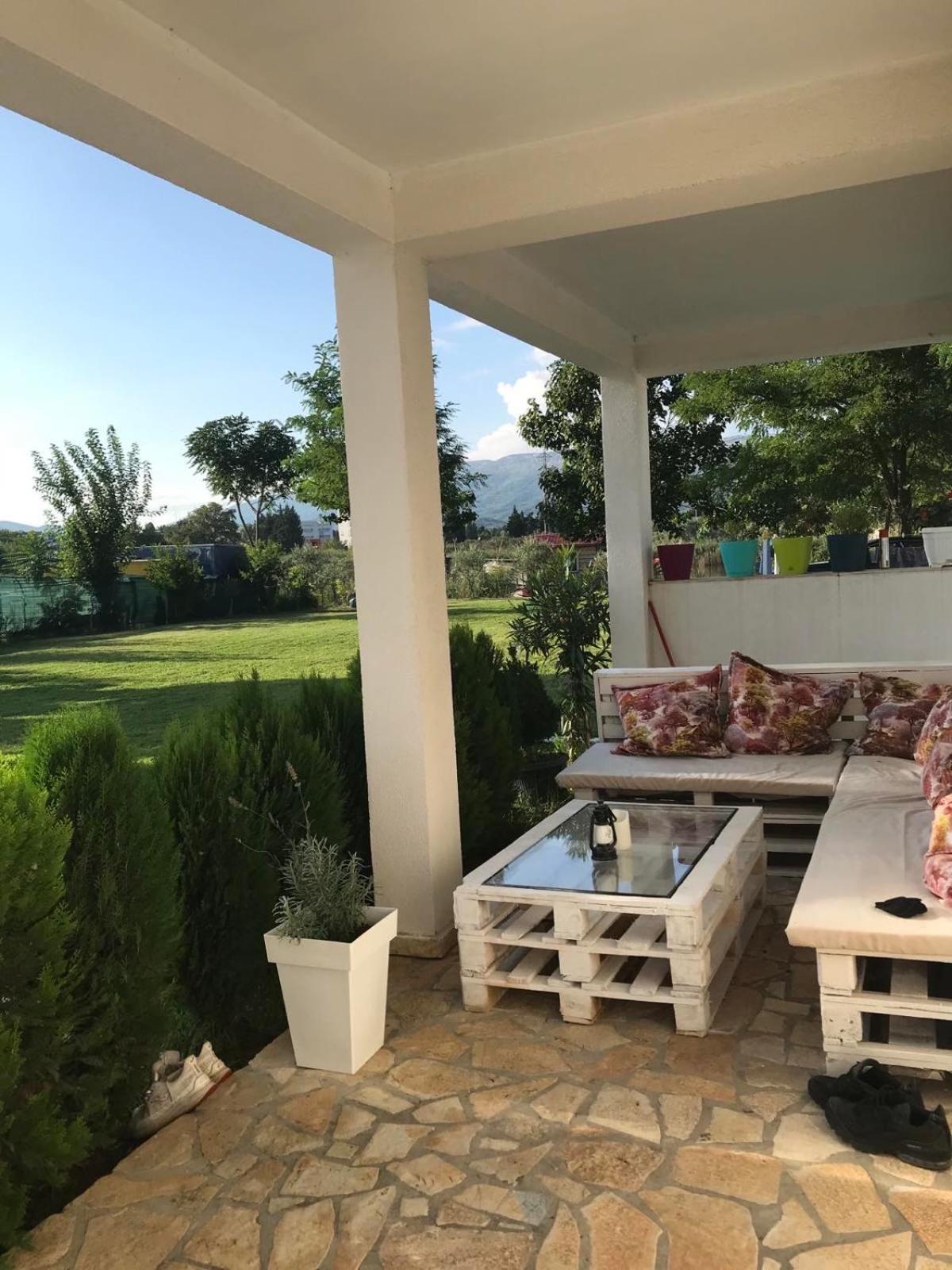 Apartments Vila Sara M Ulcinj Eksteriør bilde