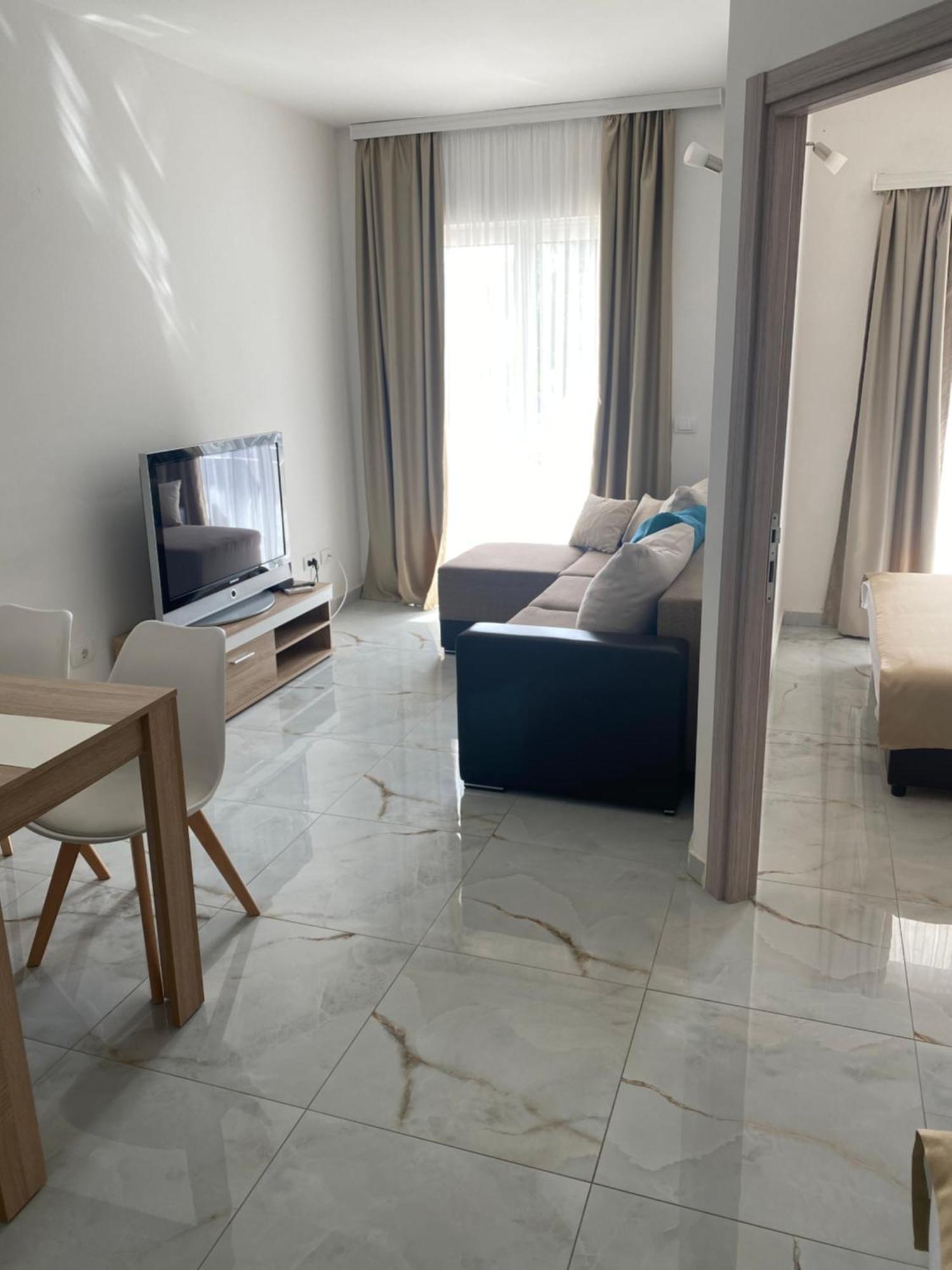 Apartments Vila Sara M Ulcinj Eksteriør bilde