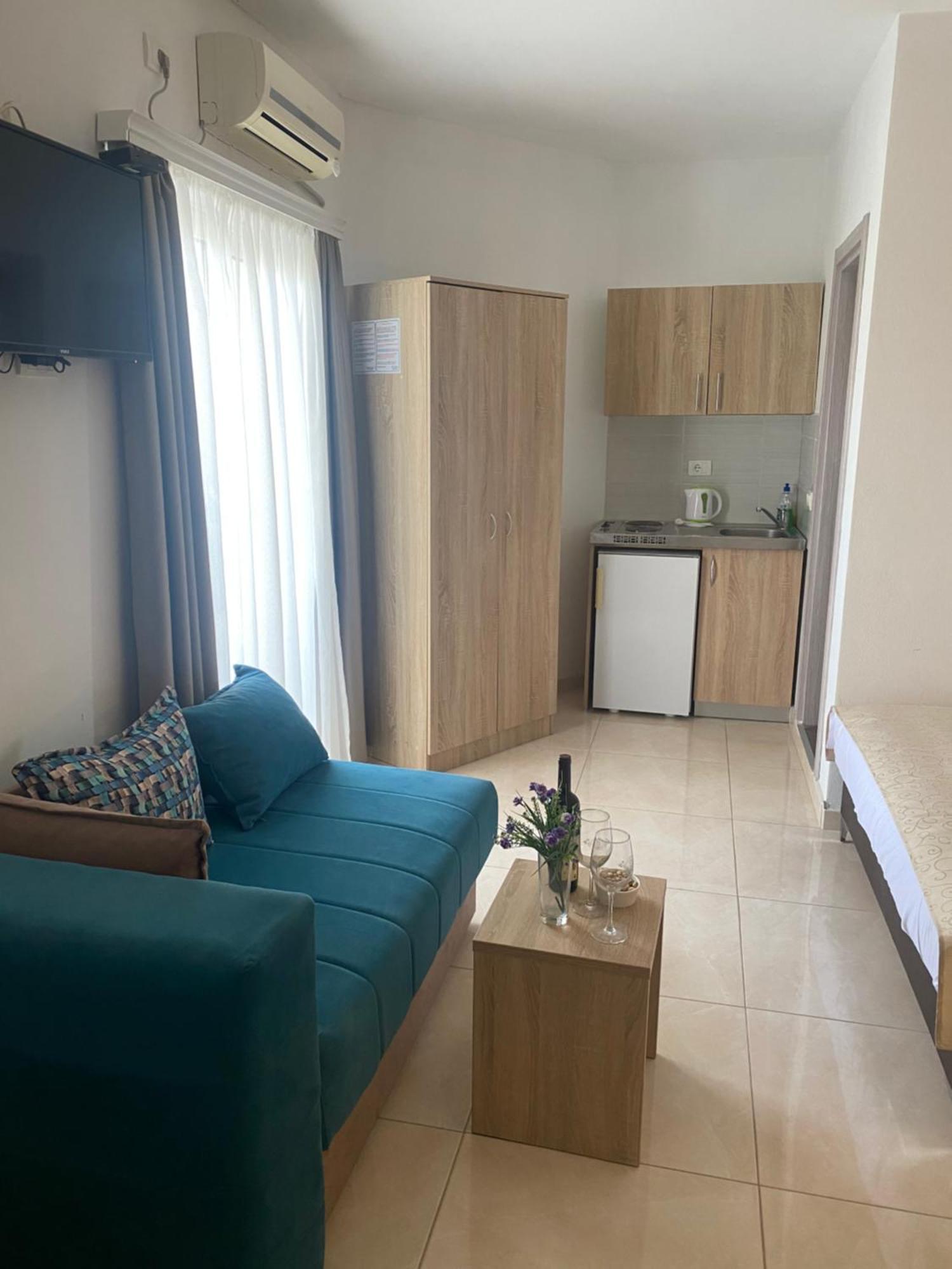 Apartments Vila Sara M Ulcinj Eksteriør bilde